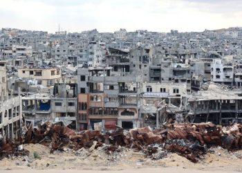 Israel confirms it is arming Hamas rivals in operation opposition calls ‘complete madness’