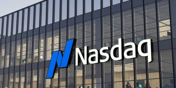 Tech Weekly: Tech Stocks Brush Off US Government Shutdown, Nasdaq Hits Intraday Records